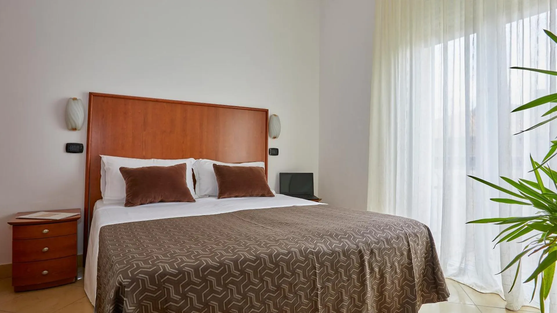 Residence Fellini Rimini Aparthotel