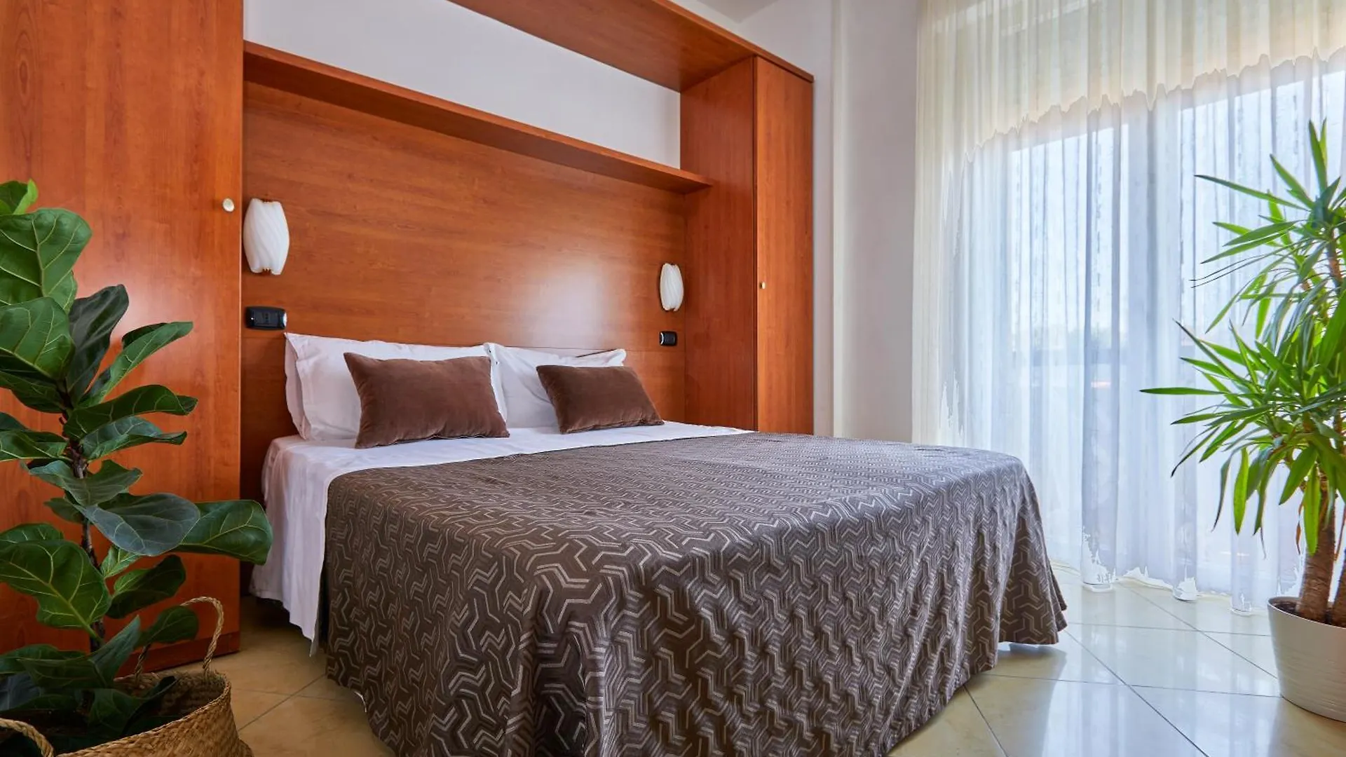 Residence Fellini Rimini Aparthotel